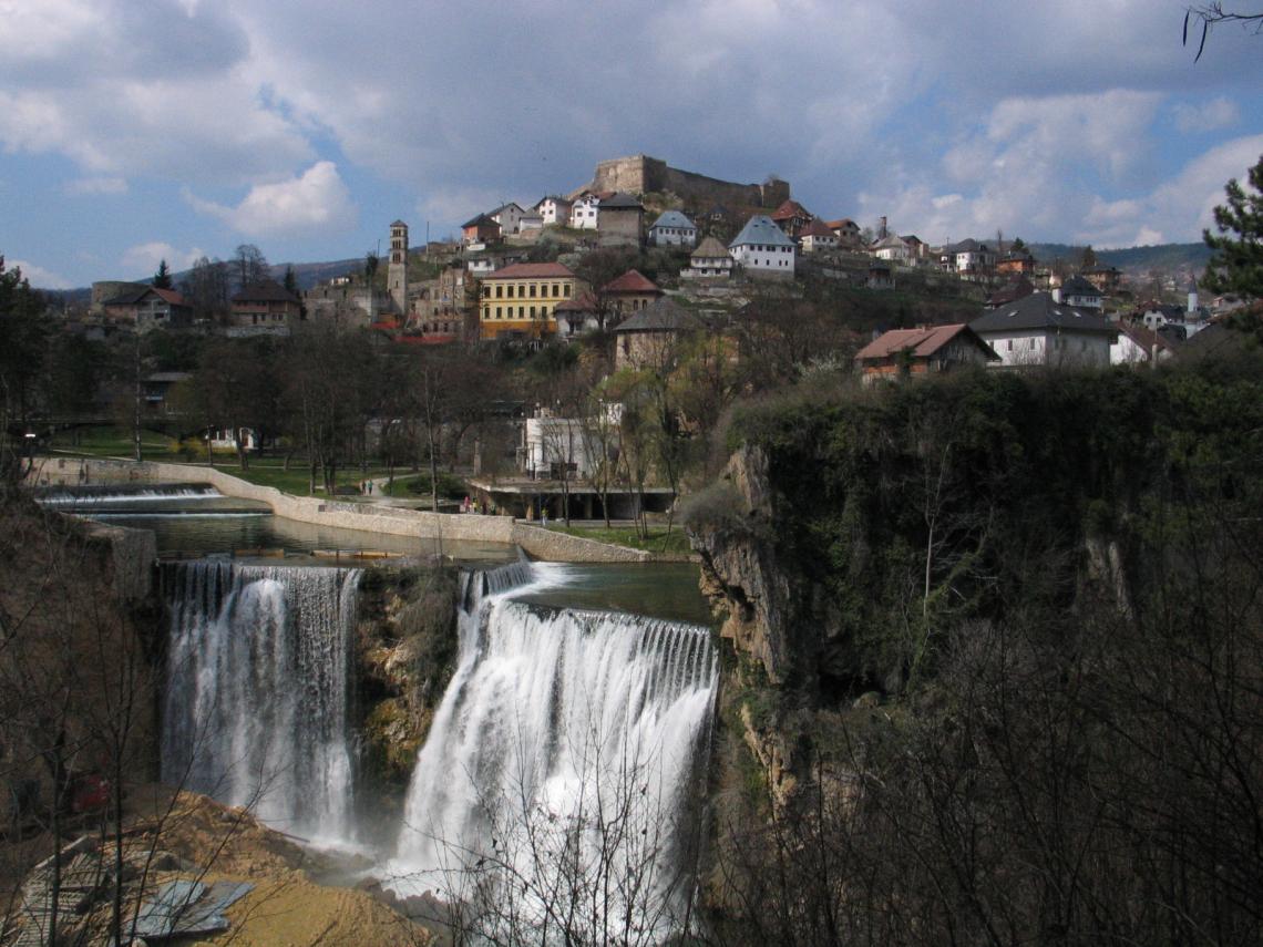 O ljudima i volovima: Ima li Bosanaca u Bosni? 