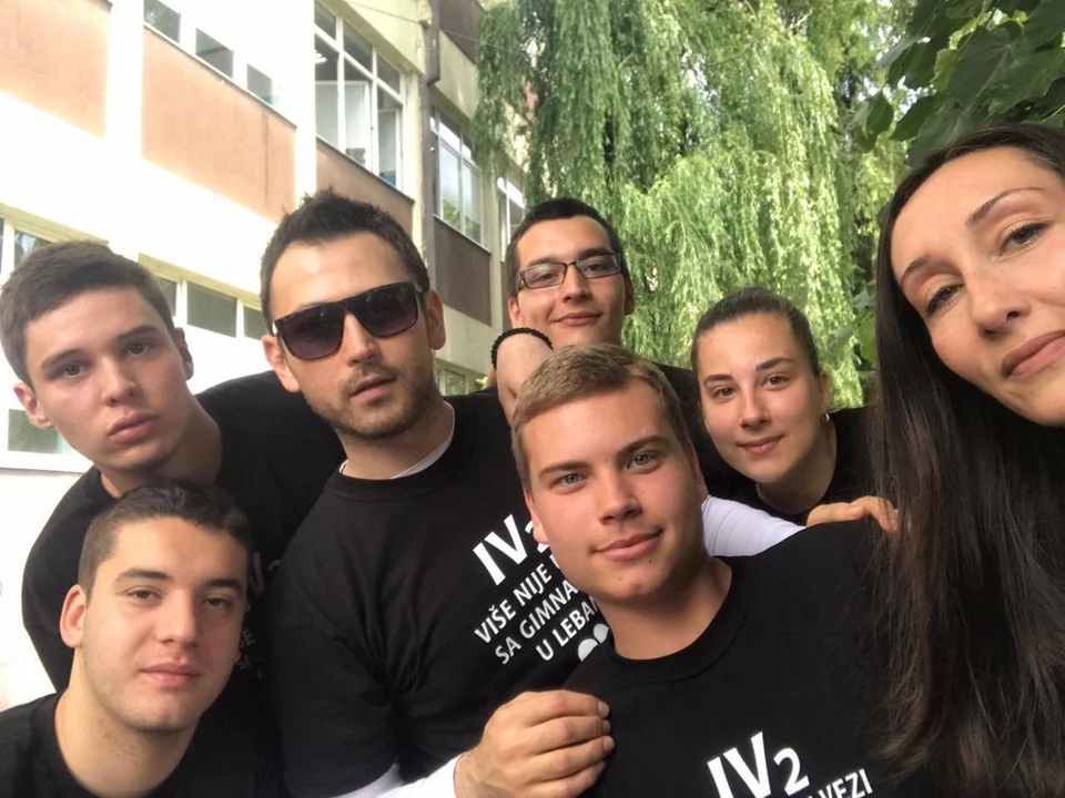 ČAROBNJACI PROSVETE: Profesor srpskog koji decu uči da se ži