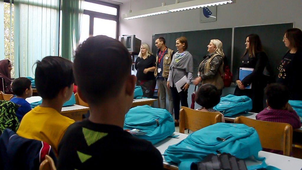 Maja i Donya ponovo zajedno u školskoj klupi