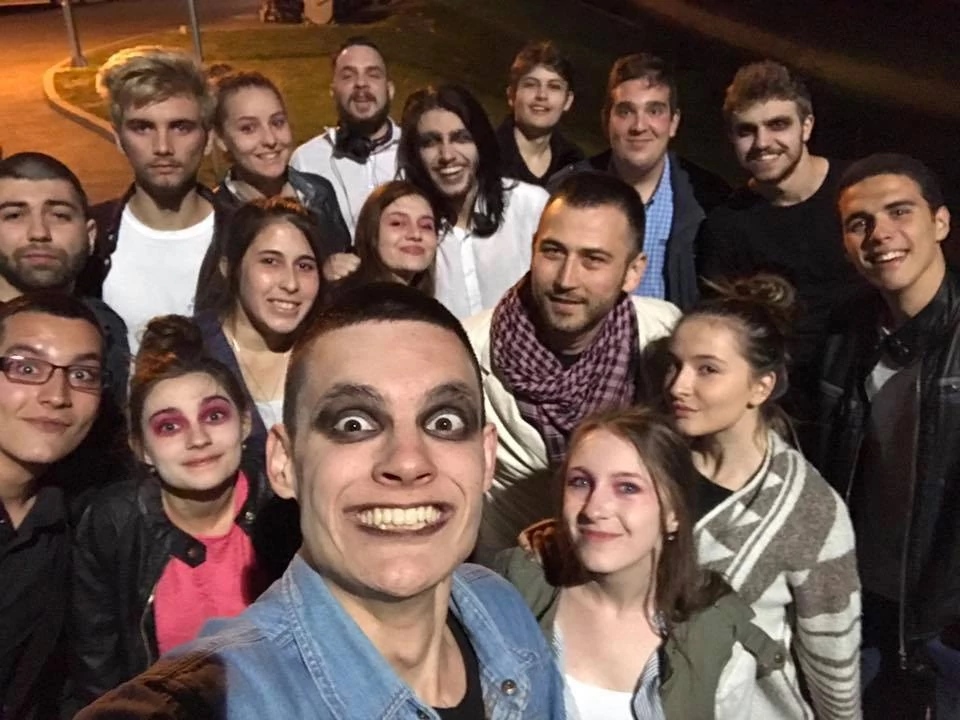 ČAROBNJACI PROSVETE: Profesor srpskog koji decu uči da se ži