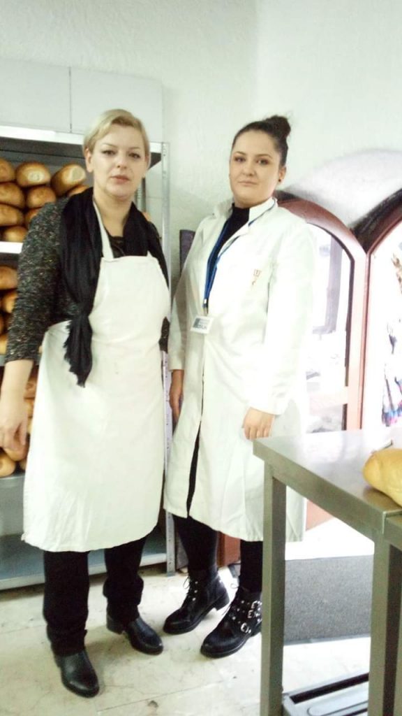 Učenici volontirali u Narodnoj kuhinji Stari Grad povodom Me