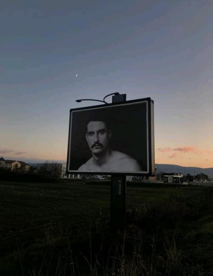 Da li je umjetnost uspjela da nas probudi i održi budnima?