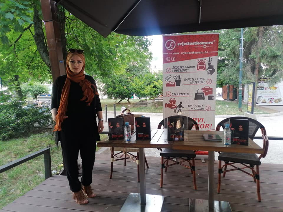 Promocija knjige Raze Čolaković održana u Sarajevu u organizaciji izdavačke kuće Svjetlostkomerc