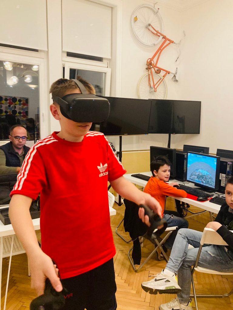 ADMIR AKŠAMOVIĆ: STEAM  NAS NE UČI SAMO KAKO DA POSTANEMO KV