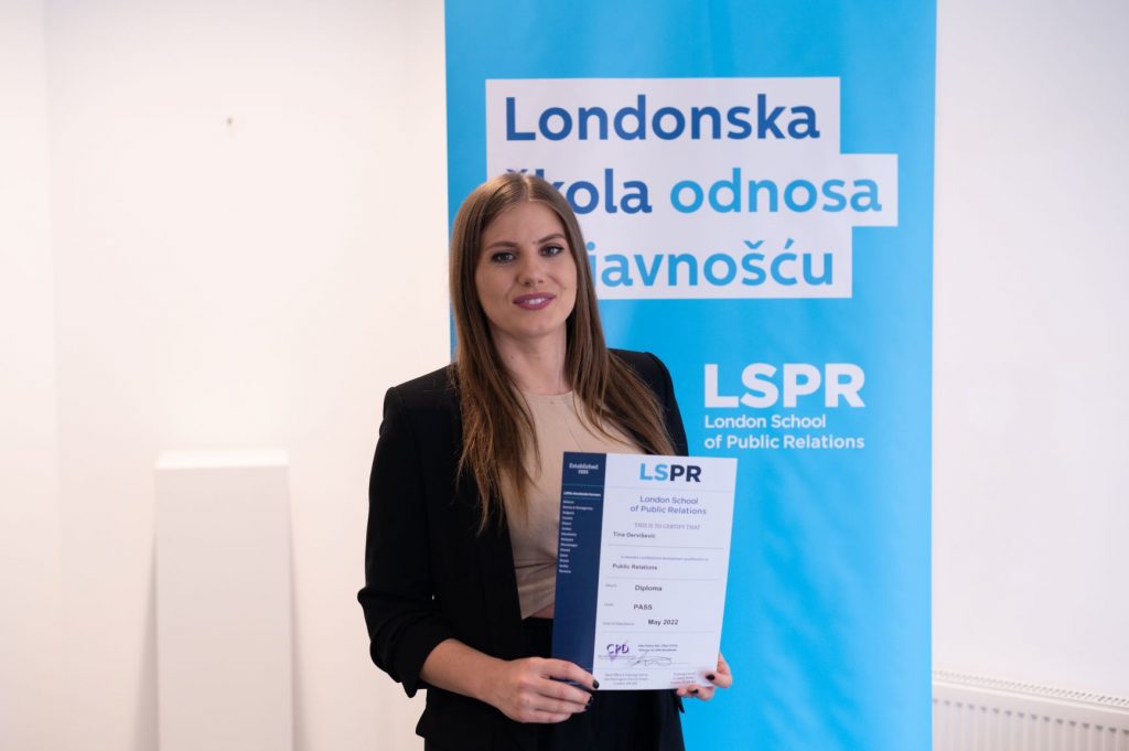 Londonska škola za odnose s javnošću: Dodijeljene diplome i